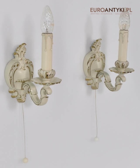 białe lampy salonowe