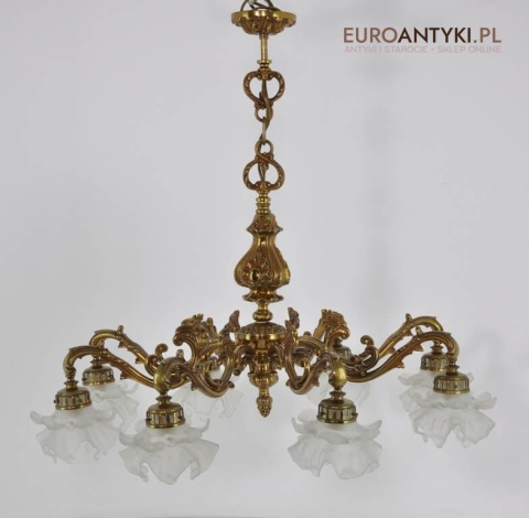 ekskluzywny żyrandol