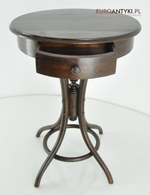 okragły stoliczek do salonu