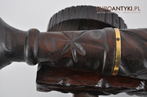 ręcznie rzeźbiona armata