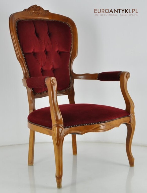 bordowe krzesło