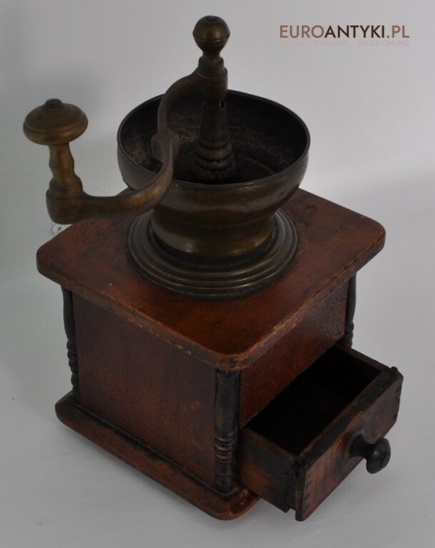 muzealny młynek do kawy