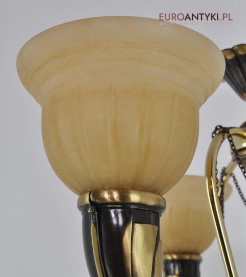 oświetlenie w stylu rzymskim