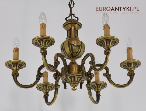 ekskluzywny żyrandol