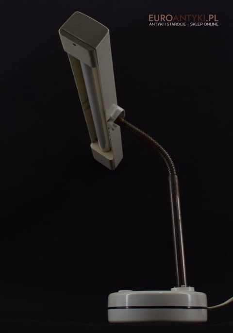 retro lampka biurkowa