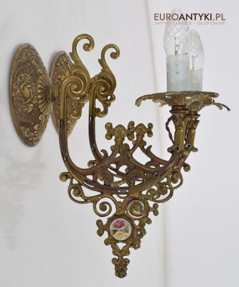 gotyckie oświetlenie