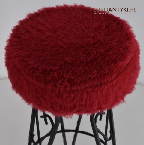 bordowy stołek do baru