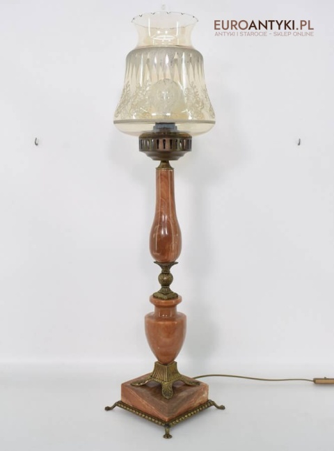 muzealna lampa marmurowa