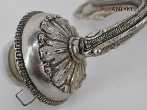 Antyki para srebrnych kinkietów do gabinetu. Srebrne lampy z kloszami. Stare srebro.