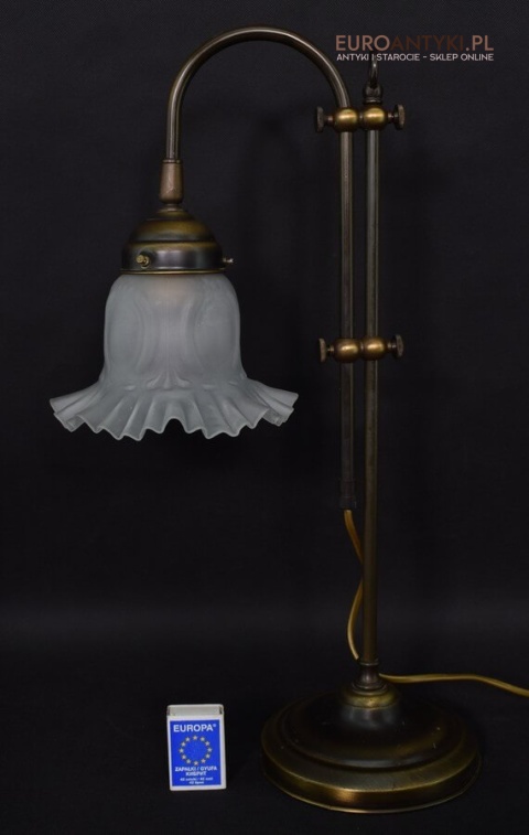zabytkowa lampka biurkowa