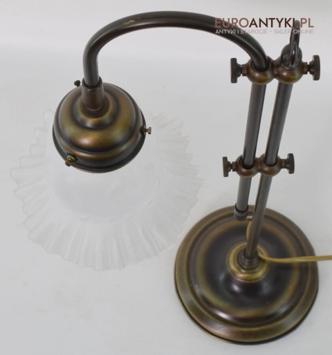 regulowana lampka na biurko