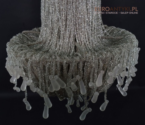 Żyrandol shabby chic glamour z koralików. Lampa sufitowa meduza. Oświetlenie vintage retro.