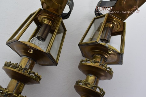 latarnie przed dwór