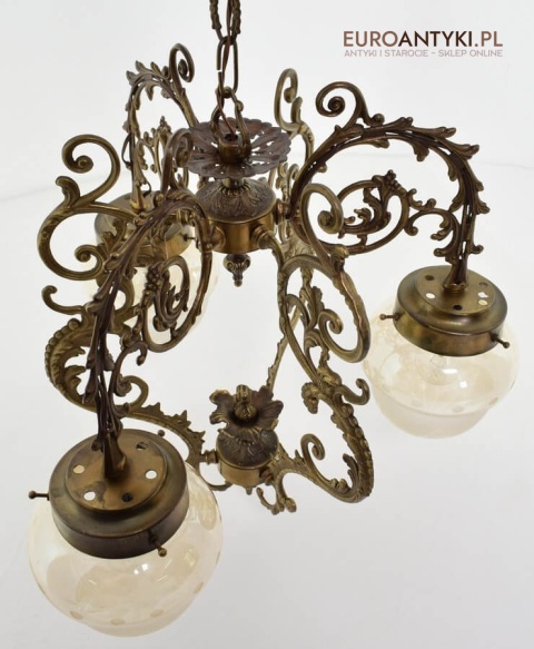 lampa sufitowa do dworu