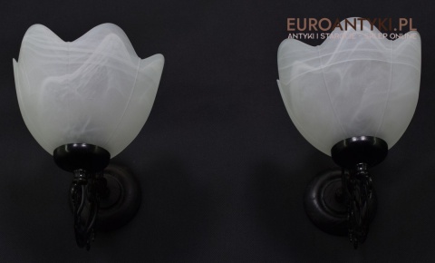 Para ciemno brązowych lamp ściennych dworkowe kinkiety z kloszami retro vintage