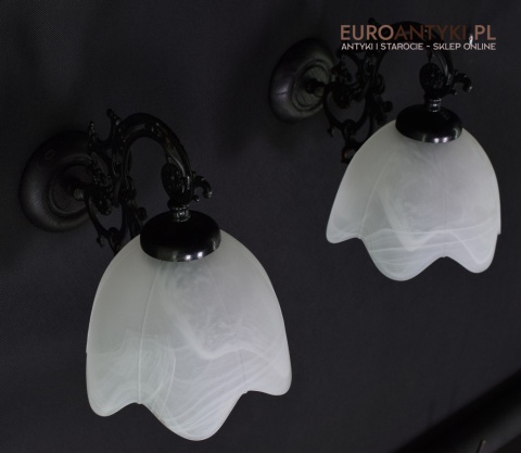 Para ciemno brązowych lamp ściennych dworkowe kinkiety z kloszami retro vintage