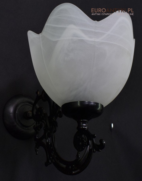 Para ciemno brązowych lamp ściennych dworkowe kinkiety z kloszami retro vintage