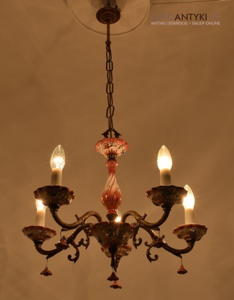 porcelanowy żyrandol