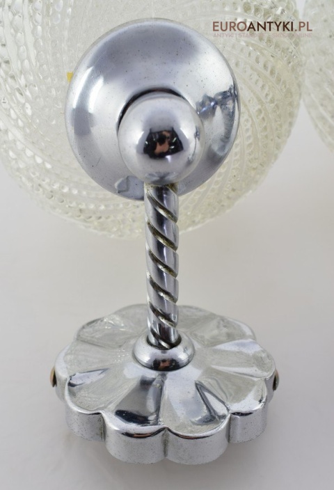 Srebrne kinkiety łazienkowe z kloszami retro vintage lampy ścienne art deco