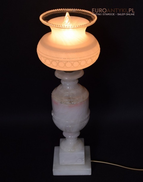 lampka stołowa marmurkowa z kloszem lampa babcina na stolik