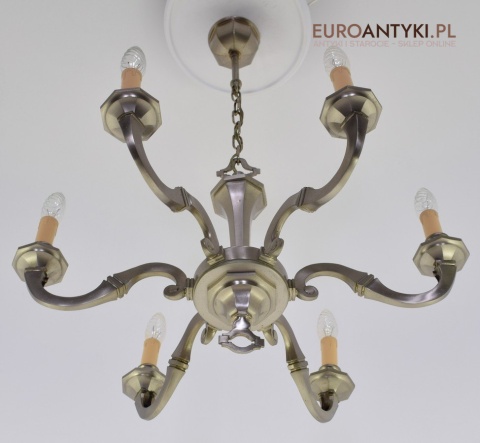 srebrna lampa wisząca