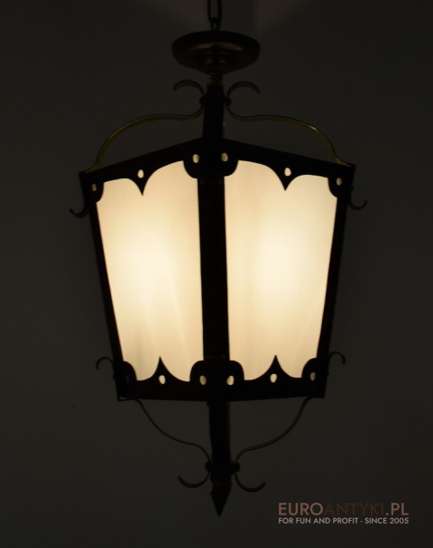 Zamkowa lampa wisząca lampka sufitowa do zamku rustykalna