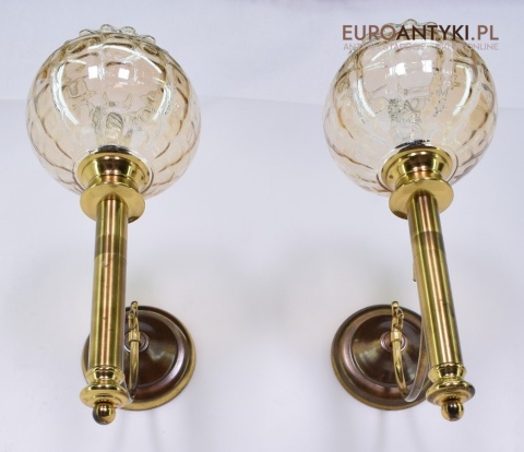 Mosiężne zabytkowe kinkiety na korytarz lampki ścienne z kloszami