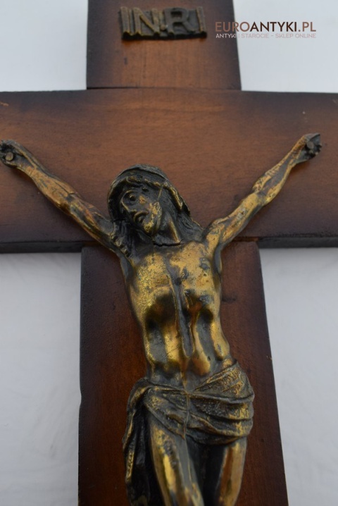 100 letnia pasyjka krzyż laciński stojący z Jezusem Chrystusem INRI antyk