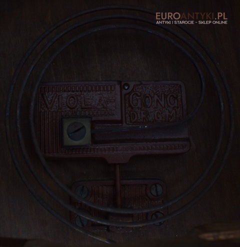 Muzealny zegar F.M.S. antyk odmierzający czas do dworu pałacyku