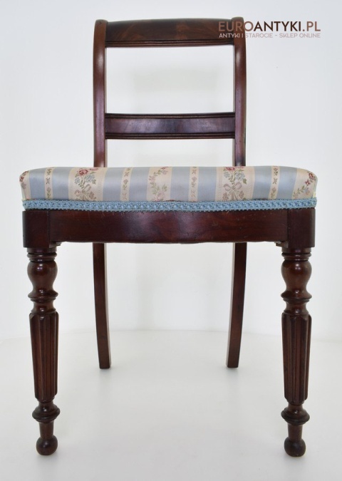 Wiktoriańskie krzesło muzealne oryginalny styl wiktoriański do muzeum dworu
