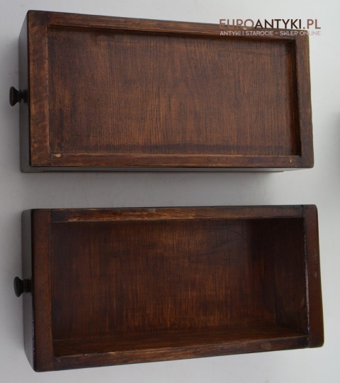 Zabytkowy stoliczek z szufladkami pomocnik antyczny do dworu pałacu