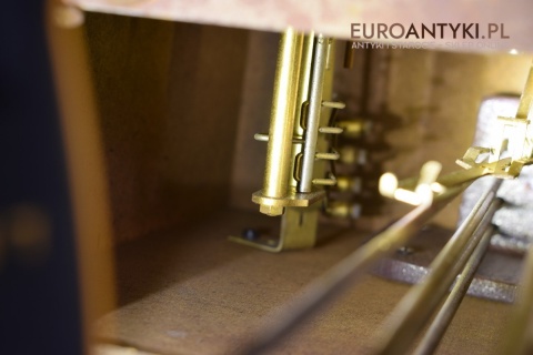 Francuski mosiężny zegar z dużym wahadłem antyk do pałacyku dworku