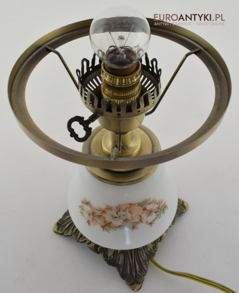 Wiktoriańska lampa nastalgiczna retro lampka stołowa szklana z kwiatkami