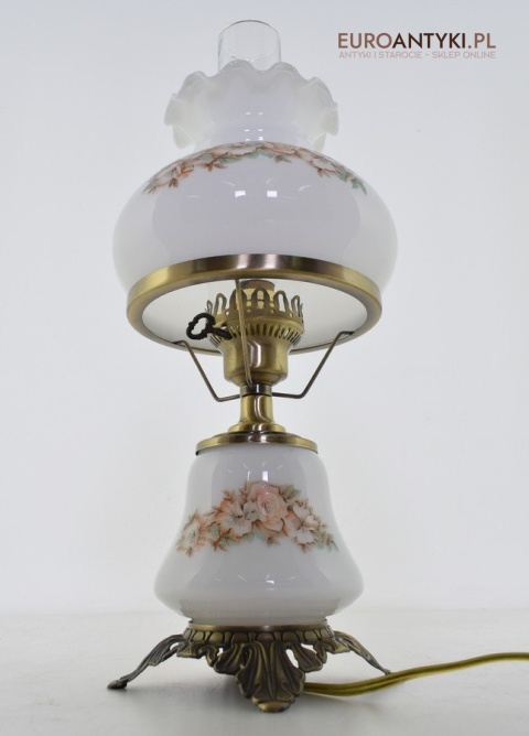 Wiktoriańska lampa nastalgiczna retro lampka stołowa szklana z kwiatkami