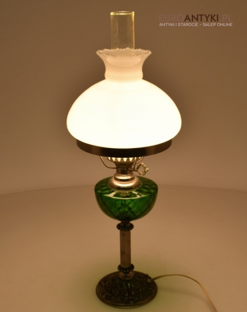 babcina lampa na stolik