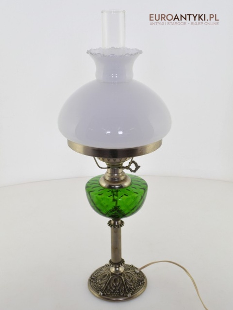 stara lampka stołowa