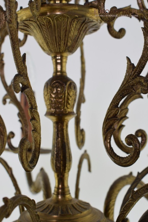 Delikatny żyrandol mosiężny z Włoch lampa książęca do zamku antyki