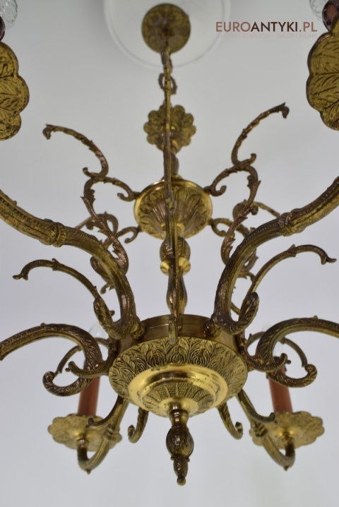 Delikatny żyrandol mosiężny z Włoch lampa książęca do zamku antyki