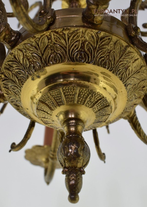 Delikatny żyrandol mosiężny z Włoch lampa książęca do zamku antyki