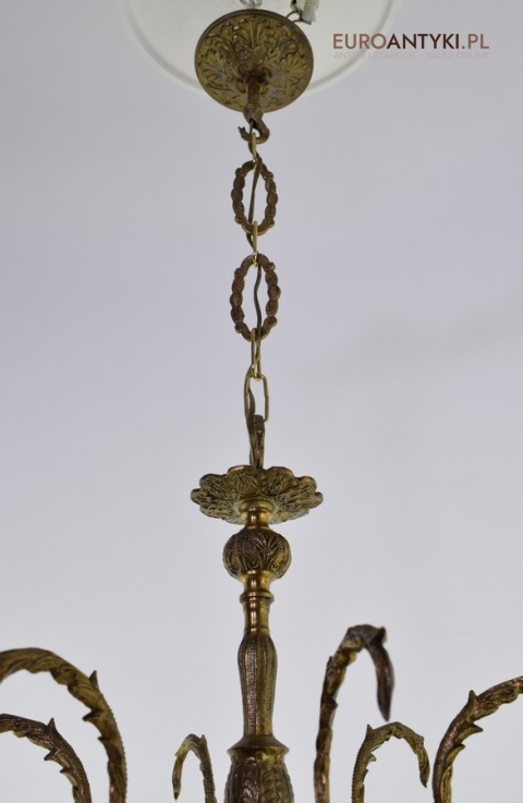 Delikatny żyrandol mosiężny z Włoch lampa książęca do zamku antyki
