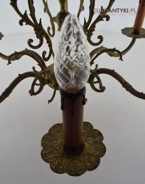 Delikatny żyrandol mosiężny z Włoch lampa książęca do zamku antyki