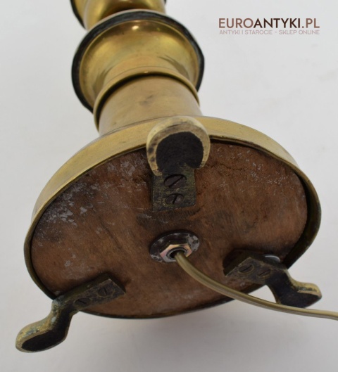 Lampa stołowa do pałacu zabytkowa ekskluzywna duża lampka antyczna z kloszem