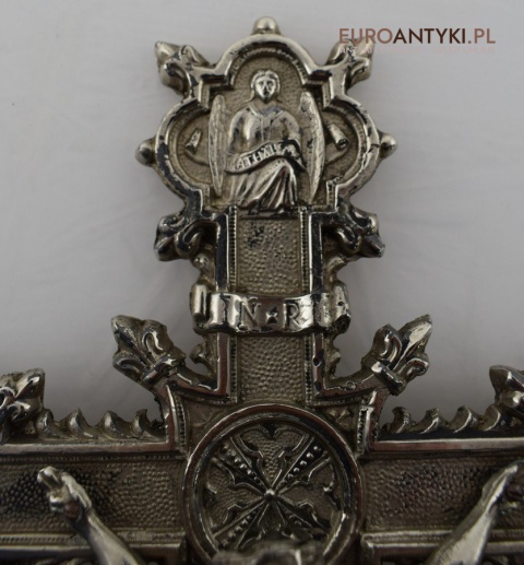 Jezus Chrystus pod szkłem krzyż kościelny na ołtarz do kapicy INRI zabytki katolickie