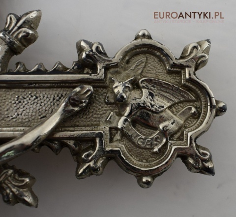 Jezus Chrystus pod szkłem krzyż kościelny na ołtarz do kapicy INRI zabytki katolickie