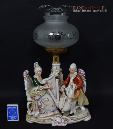 Pałacowa lampka na stolik porcelanowa lampa koncert dworski antyk