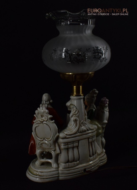 Pałacowa lampka na stolik porcelanowa lampa koncert dworski antyk