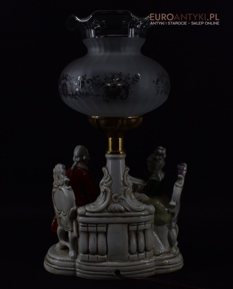 Pałacowa lampka na stolik porcelanowa lampa koncert dworski antyk