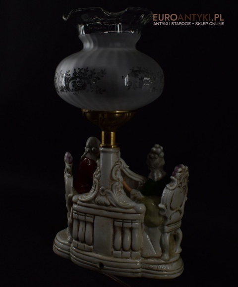 Pałacowa lampka na stolik porcelanowa lampa koncert dworski antyk