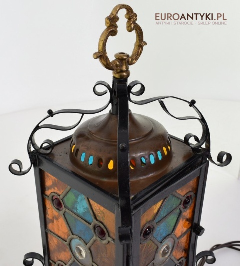 Antyczny lampion z witrażem lampka z lat 1900 muzealny okaz dekoracja vintage do domu