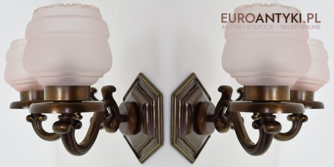 kinkiety chesterfield